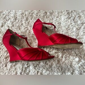 Chic Red Wedge Sandals